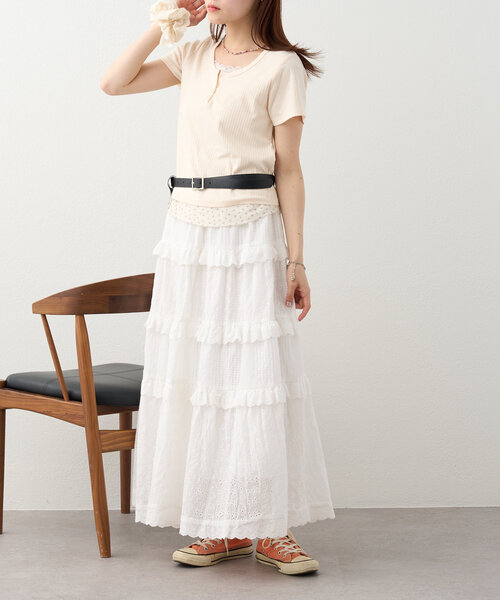 w closet(ダブルクローゼット)の「【4色展開】小花レイヤードT(Tシャツ/カットソー・レディース・ピンク/イエロー/チャコールグレー/アイボリー・FREE)」の21枚目の写真