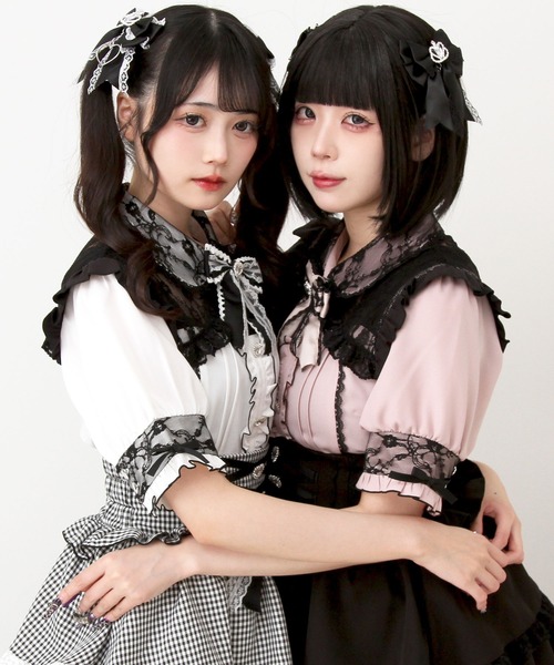 DearMyLove(ディアマイラブ)の「レース重ねフリルリボンビジューブラウス(シャツ/ブラウス・レディース・ブルーグレー/ホワイト×ブラック/ブラック/ブラック×ピンク/ホワイト・MEDIUM/LARGE/LL/3L)」の14枚目の写真