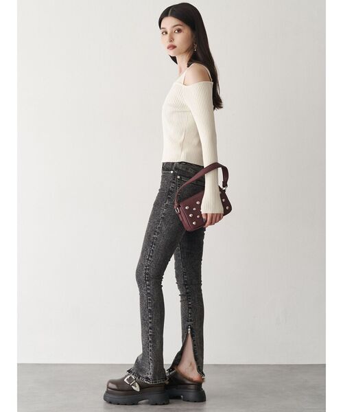 MURUA（ムルーア）の「スタッズワンハンドルバッグ（ハンドバッグ・レディース・ブラック/ボルドー・FREE）」の10枚目の写真