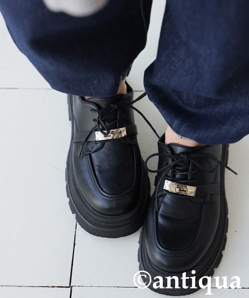 antiqua（アンティカ）の「厚底バックルローファー（ローファー・レディース・ブラック・25/24.5/24/23.5/23.0）」の4枚目の写真