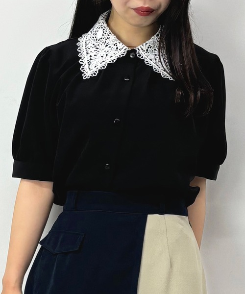 NICOLE CLUB（ニコル　クラブ）の「レースカラーブラウス（シャツ/ブラウス・レディース・ブラック/サックスブルー/オフホワイト・MEDIUM）」の2枚目の写真
