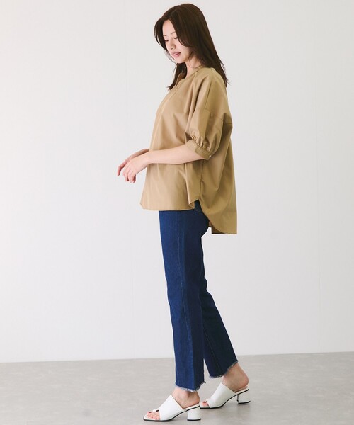 Jayro（ジャイロ）の「バックギャザーシャツブラウス（シャツ/ブラウス・レディース・ブルー/ベージュ・38）」の9枚目の写真