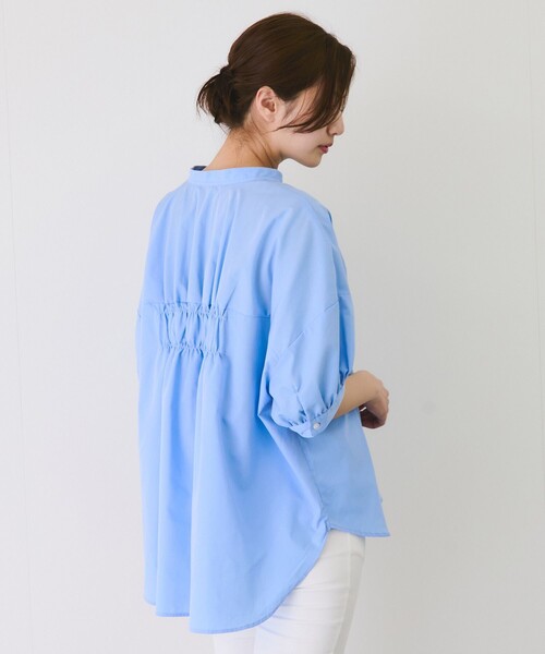 Jayro（ジャイロ）の「バックギャザーシャツブラウス（シャツ/ブラウス・レディース・ブルー/ベージュ・38）」の15枚目の写真