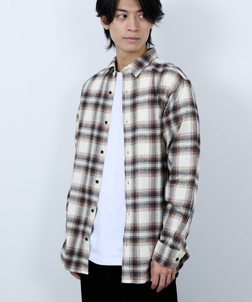 NAVY（ネイビー）の「【ユニセックス】Soft Flannel Plaid Shirt  Casual Checkered Long Sleeveソフトフランネルチェックシャツ（シャツ/ブラウス・メンズ・レッド/ブラック/アイボリー/ベージュ/ネイビー/ブルー・S/XL/L/M）」の20枚目の写真
