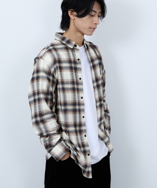 NAVY（ネイビー）の「【ユニセックス】Soft Flannel Plaid Shirt  Casual Checkered Long Sleeveソフトフランネルチェックシャツ（シャツ/ブラウス・メンズ・レッド/ブラック/アイボリー/ベージュ/ネイビー/ブルー・S/XL/L/M）」の21枚目の写真