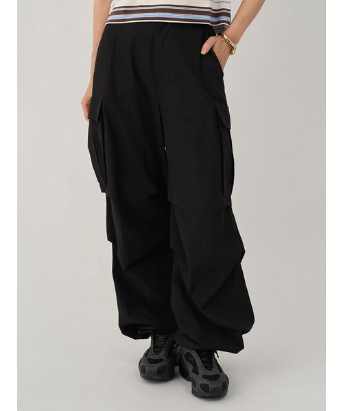 タックフォルムカーゴパンツ（その他パンツ）｜emmi（エミ）の