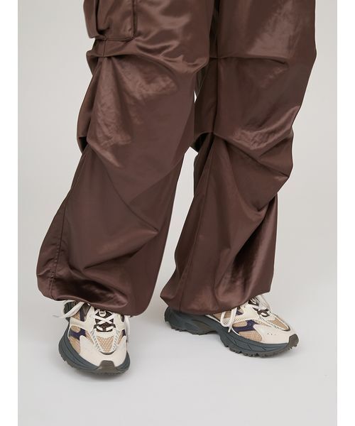 emmi(エミ)の「タックフォルムカーゴパンツ(その他パンツ・レディース・ホワイト/ブラック/ブラウン・0/1)」の13枚目の写真