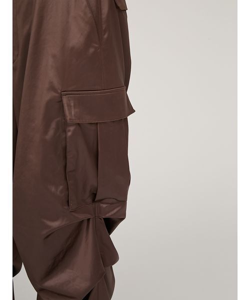 emmi(エミ)の「タックフォルムカーゴパンツ(その他パンツ・レディース・ホワイト/ブラック/ブラウン・0/1)」の15枚目の写真