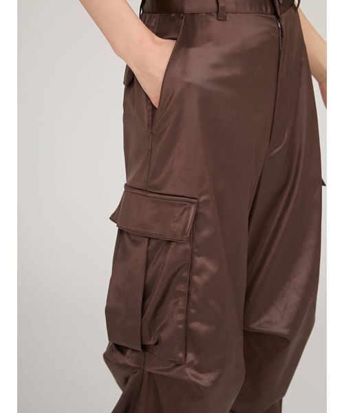 emmi(エミ)の「タックフォルムカーゴパンツ(その他パンツ・レディース・ホワイト/ブラック/ブラウン・0/1)」の16枚目の写真