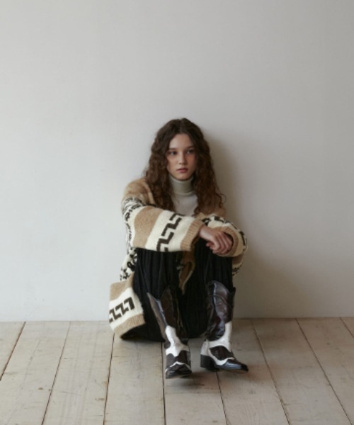 GREEN BUTTER（グリーンバター）の「ALPACA DUFFLE CARDIGAN（ニット/セーター・レディース・ベージュ・FREE）」の6枚目の写真