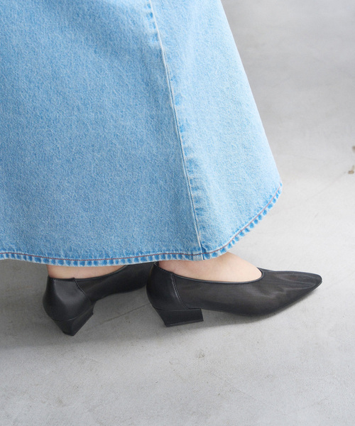 LE TALON(ルタロン)の「4cmポインテッドシアーハイバンプパンプス(パンプス・レディース・アイボリー/ブラック×ブラック・25cm/24.5cm/24cm/23.5cm/23cm/22.5cm/22cm)」の9枚目の写真