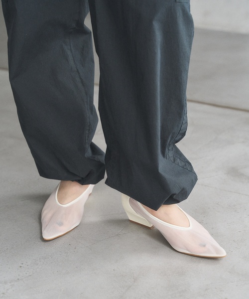 LE TALON(ルタロン)の「4cmポインテッドシアーハイバンプパンプス(パンプス・レディース・アイボリー/ブラック×ブラック・25cm/24.5cm/24cm/23.5cm/23cm/22.5cm/22cm)」の14枚目の写真