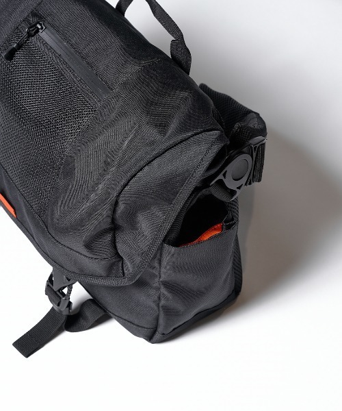 MAKAVELIC(マキャベリック)の「Signal Messenger Bag(バックパック/リュック・メンズ・ブラック・ONESIZE)」の7枚目の写真