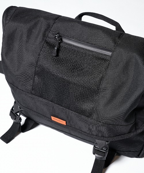 MAKAVELIC(マキャベリック)の「Signal Messenger Bag(バックパック/リュック・メンズ・ブラック・ONESIZE)」の4枚目の写真