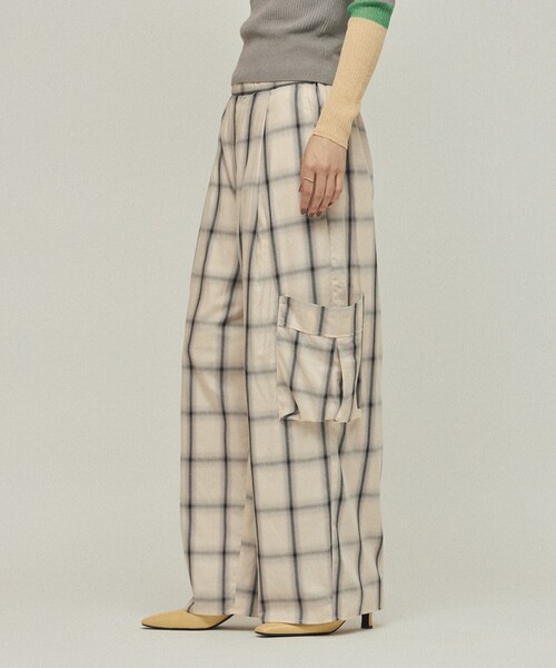 Firsthand（ファーストハンド）の「Firsthand/ファーストハンド オンブレーチェック イージーパンツ / パッチポケット ワイドイージーパンツ（その他パンツ・レディース・オフホワイト/ブラック・S/M）」の8枚目の写真