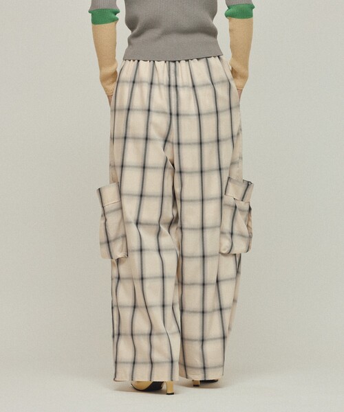 Firsthand（ファーストハンド）の「Firsthand/ファーストハンド オンブレーチェック イージーパンツ / パッチポケット ワイドイージーパンツ（その他パンツ・レディース・オフホワイト/ブラック・S/M）」の9枚目の写真