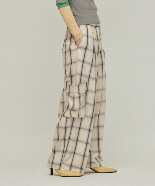 Firsthand（ファーストハンド）の「Firsthand/ファーストハンド オンブレーチェック イージーパンツ / パッチポケット ワイドイージーパンツ（その他パンツ・レディース・オフホワイト/ブラック・S/M）」の11枚目の写真