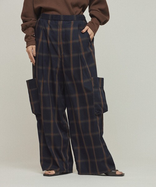 Firsthand（ファーストハンド）の「Firsthand/ファーストハンド オンブレーチェック イージーパンツ / パッチポケット ワイドイージーパンツ（その他パンツ・レディース・オフホワイト/ブラック・S/M）」の20枚目の写真