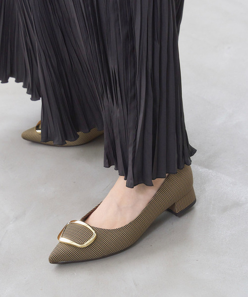 LE TALON(ルタロン)の「《追加》3cmポインテッドニュアンスバックルパンプス(パンプス・レディース・ブラック/ブラウン系その他/ボルドー/マスタード/グレー・22cm/21.5/21/25.5cm/25cm/24.5cm/24cm/23.5cm/23cm/22.5cm)」の10枚目の写真