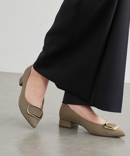 LE TALON(ルタロン)の「《追加》3cmポインテッドニュアンスバックルパンプス(パンプス・レディース・ブラック/ブラウン系その他/ボルドー/マスタード/グレー・22cm/21.5/21/25.5cm/25cm/24.5cm/24cm/23.5cm/23cm/22.5cm)」の14枚目の写真