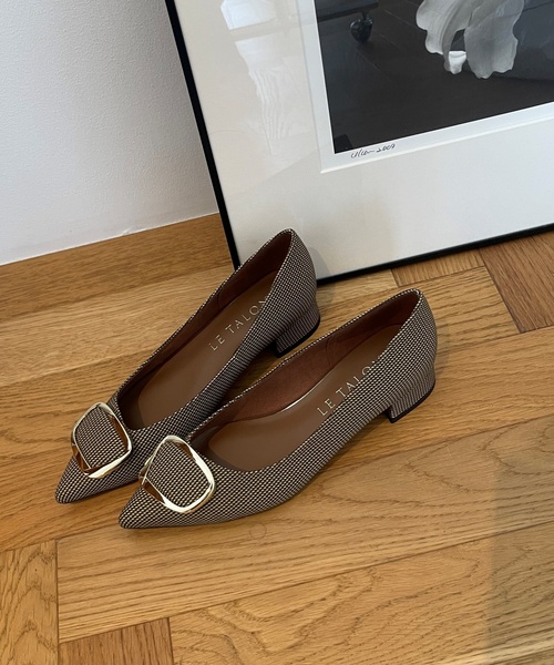 追加》3cmポインテッドニュアンスバックルパンプス（パンプス）｜LE