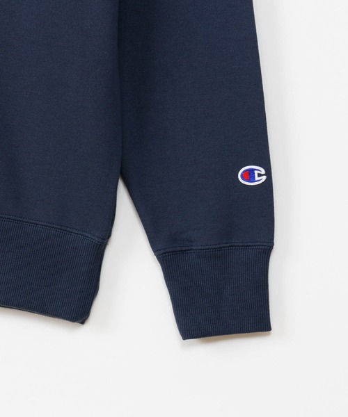 Champion(チャンピオン)の「Champion Crew Neck Sweatshirt(スウェット・メンズ・ブラック/ダークグリーン/グレー/オフホワイト/ネイビー・XL/L/M)」の7枚目の写真