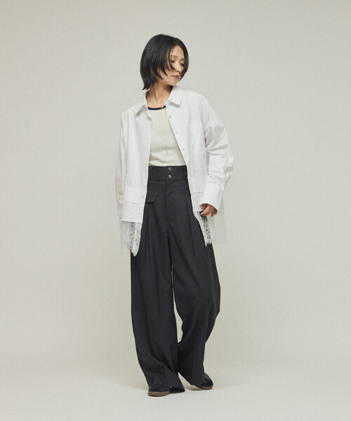 Firsthand（ファーストハンド）の「Firsthand/ファーストハンド オーバーサイズ レースレイヤード レギュラーカラーシャツ（シャツ/ブラウス・レディース・ブルー/ブラック/ホワイト・FREE）」の21枚目の写真