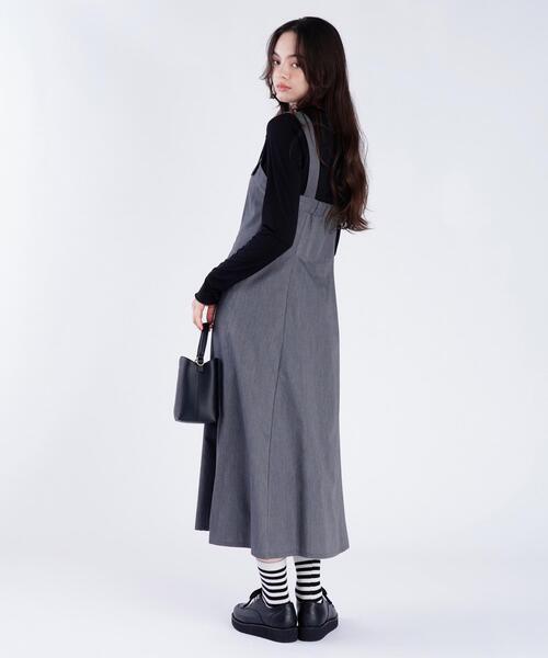 To b. by agnes b.（トゥービーバイアニエスベー）の「ロング ジャンパードレス（ワンピース・レディース・グレー・36/38/40）」の3枚目の写真