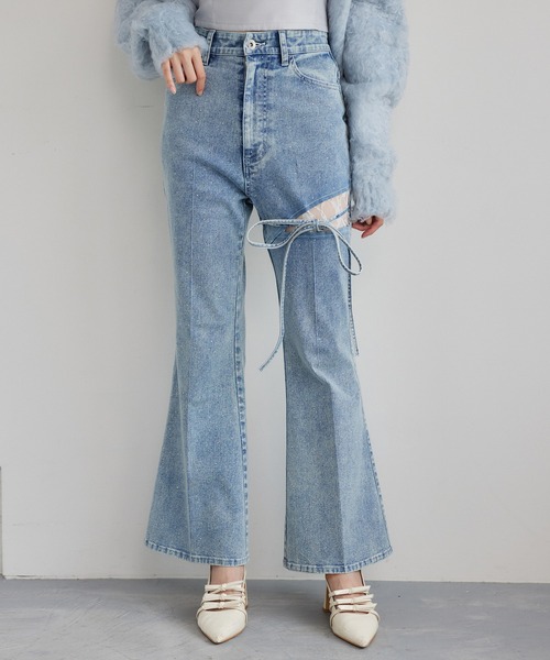 one after another NICE CLAUP（ワンアフターアナザーナイスクラップ）の「サイドカットレースデニムパンツ（デニムパンツ・レディース・ブルー/ライトブルー/ダークネイビー・SMALL/MEDIUM）」の2枚目の写真