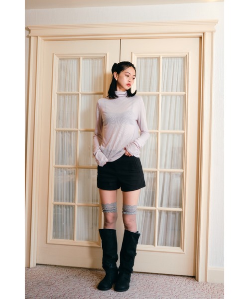 Smyeon(スミョン)の「Loose sleeve highnek t-shirt/ルーズスリーブハイネックカットソー(Tシャツ/カットソー・レディース・イエロー/パープル/ホワイト/ブラック/グレー・FREE)」の7枚目の写真