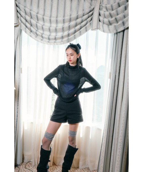 Smyeon(スミョン)の「Loose sleeve highnek t-shirt/ルーズスリーブハイネックカットソー(Tシャツ/カットソー・レディース・イエロー/パープル/ホワイト/ブラック/グレー・FREE)」の20枚目の写真