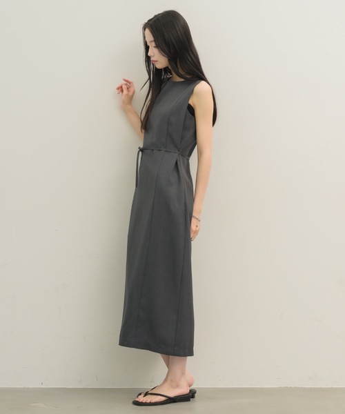 NEUNA(ヌナ)の「オリジナル4wayワンピース(ワンピース・レディース・アイボリー/チャコールグレー・SMALL/MEDIUM)」の19枚目の写真