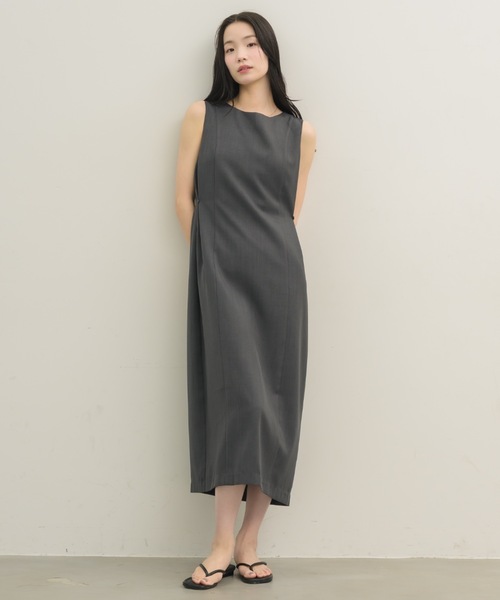 NEUNA(ヌナ)の「オリジナル4wayワンピース(ワンピース・レディース・アイボリー/チャコールグレー・SMALL/MEDIUM)」の16枚目の写真