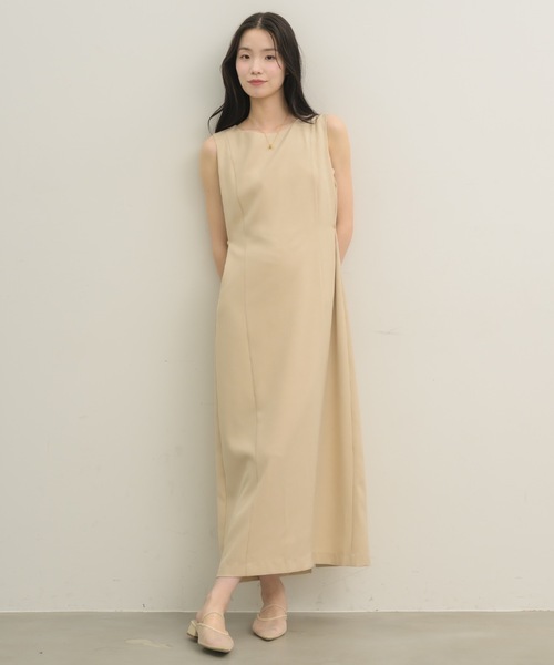 NEUNA(ヌナ)の「オリジナル4wayワンピース(ワンピース・レディース・アイボリー/チャコールグレー・SMALL/MEDIUM)」の11枚目の写真