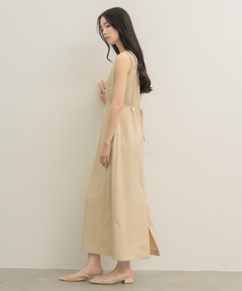 NEUNA(ヌナ)の「オリジナル4wayワンピース(ワンピース・レディース・アイボリー/チャコールグレー・SMALL/MEDIUM)」の14枚目の写真