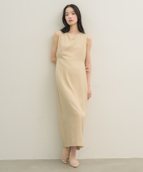 NEUNA(ヌナ)の「オリジナル4wayワンピース(ワンピース・レディース・アイボリー/チャコールグレー・SMALL/MEDIUM)」の9枚目の写真