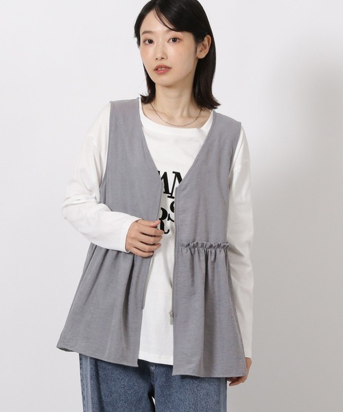 LAKOLE（ラコレ）の「フィブリルZIPベスト / 591247（ベスト・レディース・ブラック/グレイッシュベージュ/グレー/マスタード・FREE）」の3枚目の写真