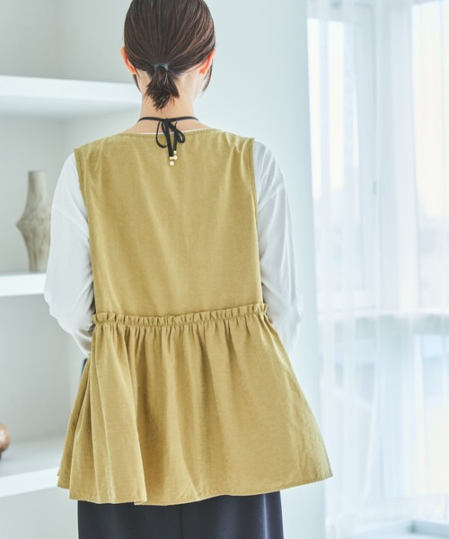 LAKOLE（ラコレ）の「フィブリルZIPベスト / 591247（ベスト・レディース・ブラック/グレイッシュベージュ/グレー/マスタード・FREE）」の19枚目の写真