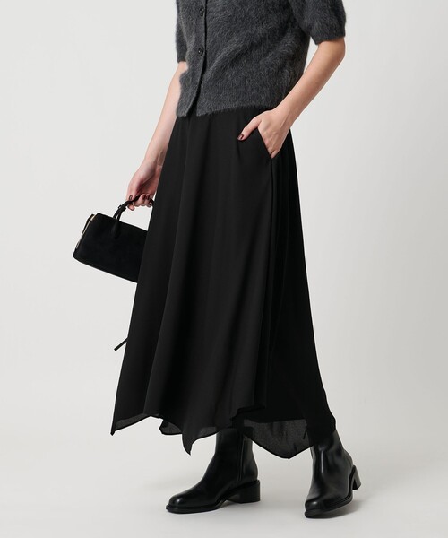 UNITED ARROWS（ユナイテッドアローズ）の「イレギュラー ヘム フレア スカート（スカート・レディース・オリーブ/ブラック/ダークブラウン・38/36）」の22枚目の写真