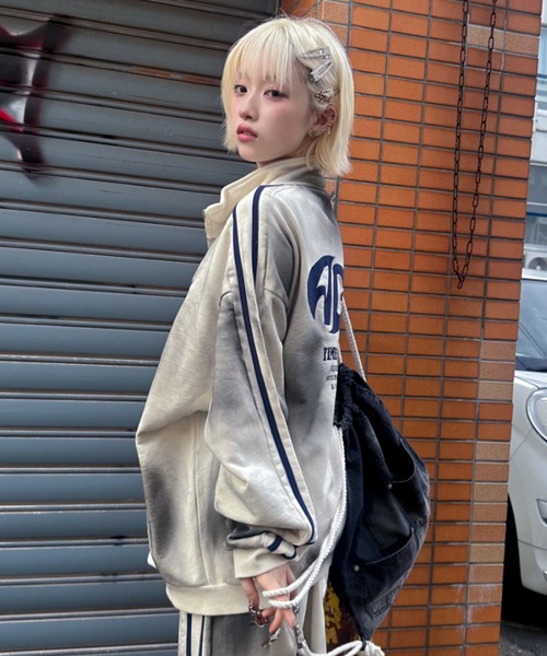 A'GEM/9 × .kom 『A'gem/エージェム』 ライン加工スウェットジャケット