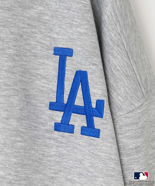 LOWRYS FARM（ローリーズファーム）の「ＭＬＢダンボールフーディ　579076（パーカー・レディース・ネイビー/シルバー/グリーン/ブラウン系その他・FREE）」の8枚目の写真