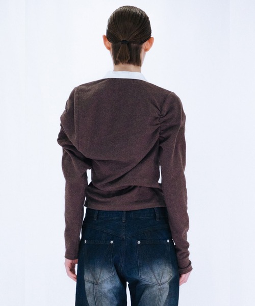 VIAVANDA（ヴィアヴァンダ）の「ASYMMETRIC POLO SHIRT（ポロシャツ・レディース・ブラウン/グレー・FREE）」の4枚目の写真
