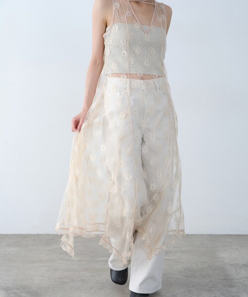 CODE A（コードエー）の「sensual lace flow dress（ワンピース・レディース・オフホワイト/サンドベージュ・00）」の14枚目の写真