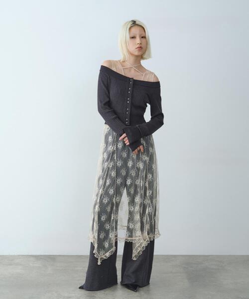 CODE A（コードエー）の「sensual lace flow dress（ワンピース・レディース・オフホワイト/サンドベージュ・00）」の9枚目の写真