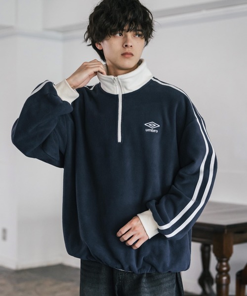 UMBRO(アンブロ)の「UMBRO 別注コラボオーバーサイズワンポイントロゴ刺繍サイドラインハーフジップフリース(スウェット・メンズ・ネイビー/オフホワイト/ブラック・M/L/XL)」の13枚目の写真