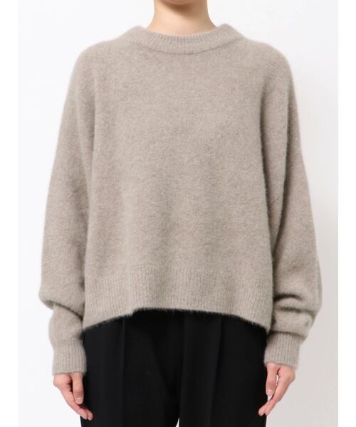 ELENDEEK（エレンディーク）の「フォックスウールアシンメトリーニット（ニット/セーター・レディース・ブラック/パープル/イエロー/アイボリー/モカ・FREE）」の7枚目の写真