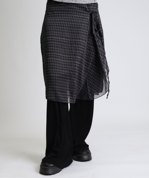 Vini（ヴィニ）の「スタイルアップセミフレアパンツ（その他パンツ・レディース・ブラック/グレー・MEDIUM/LARGE/SMALL）」の7枚目の写真