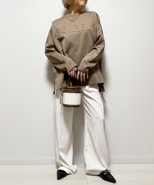 Fizz(フィズ)の「エンボスロゴオーバーサイズプルオーバー(スウェット・レディース・ブラック/モカ/グレー/グレイッシュベージュ・FREE)」の12枚目の写真