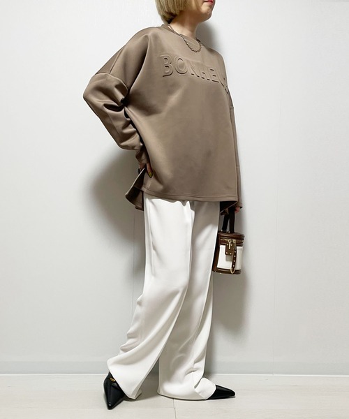 Fizz(フィズ)の「エンボスロゴオーバーサイズプルオーバー(スウェット・レディース・ブラック/モカ/グレー/グレイッシュベージュ・FREE)」の6枚目の写真