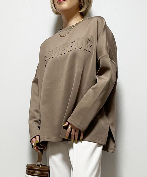 Fizz(フィズ)の「エンボスロゴオーバーサイズプルオーバー(スウェット・レディース・ブラック/モカ/グレー/グレイッシュベージュ・FREE)」の17枚目の写真